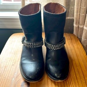 Loft womens boots